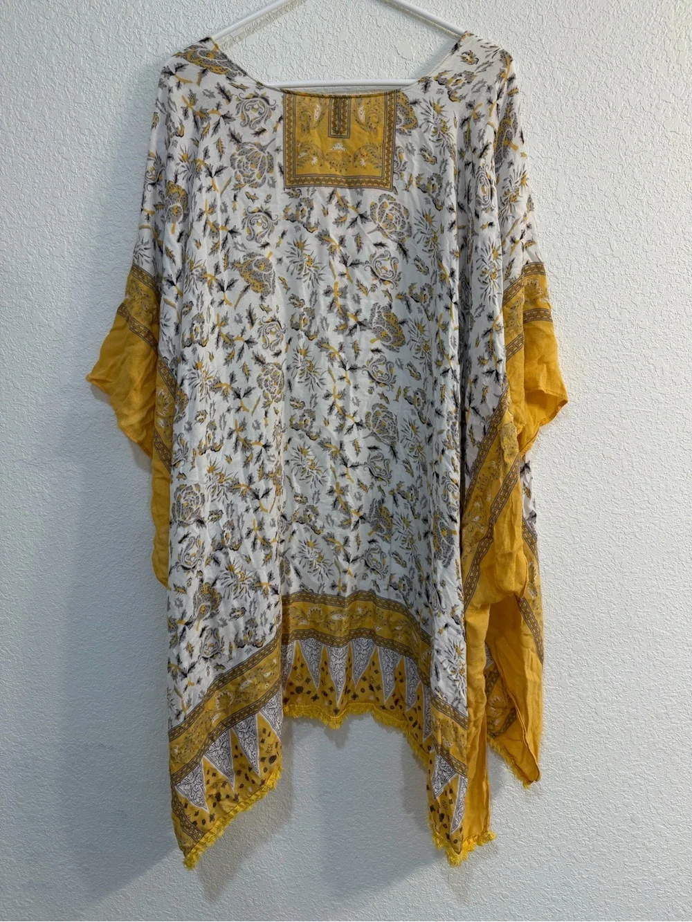 torrid White and Mustard Floral Bandana Kimono